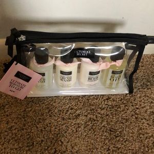 Victoria’s Secret Açaí ultimate moisture to go